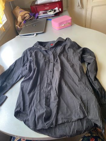 Chemise noire  à rayures