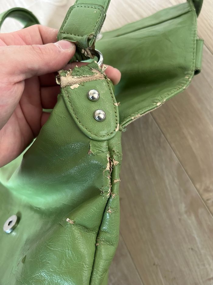 Sac besace vert simili cuir 27x29 cm - photo numéro 3