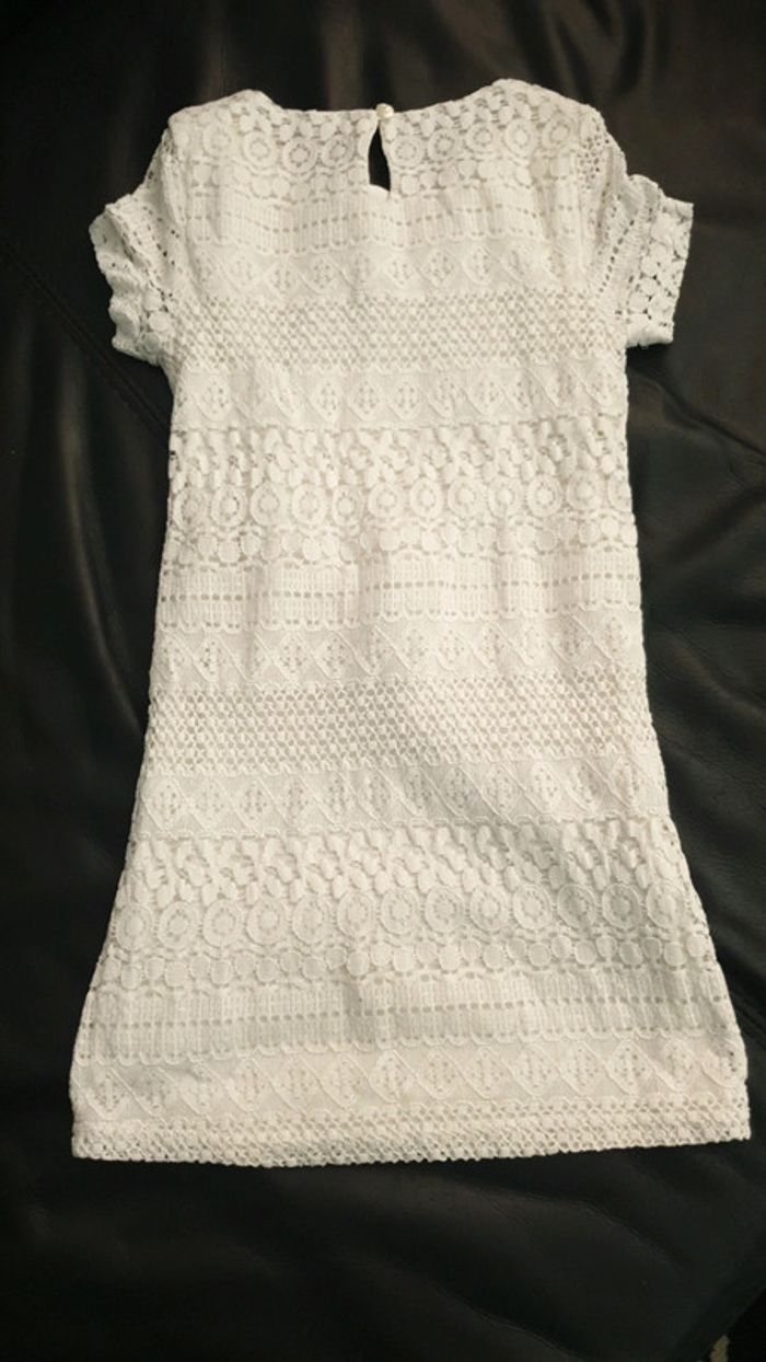 Robe dentelle fille 5-6 ans - photo numéro 3