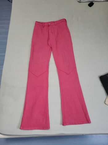 Magnifique jeans de taille M.