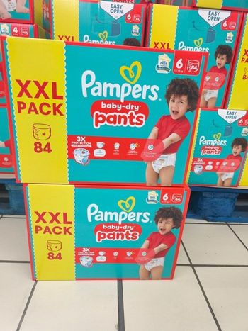 Couche pants Pampers taille 6