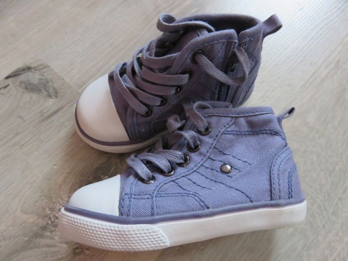 chaussure bébé pointure 19 - photo numéro 2