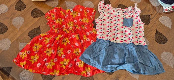 Lot de Robes - photo numéro 2