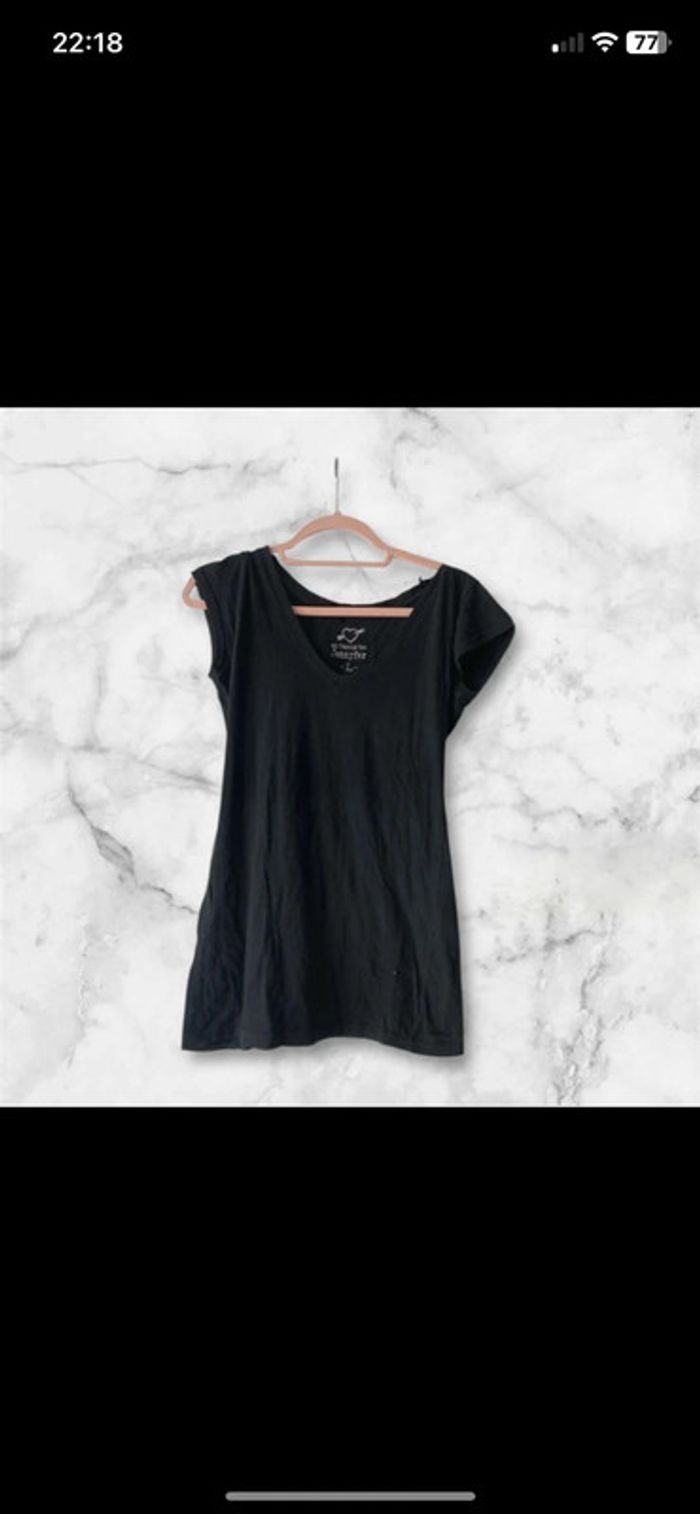 🌸 Tee shirt noir simple 🌸 - photo numéro 2