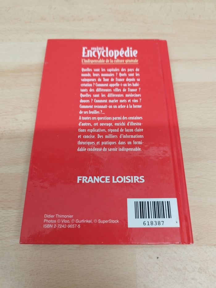 "Mini Encyclopédie, l'indispensable de la culture générale" C. Gagnière - photo numéro 2