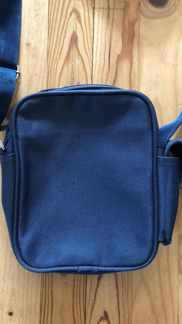 Superbe sac en bandoulière état comme neuf , très pratique et très chouette - photo numéro 5