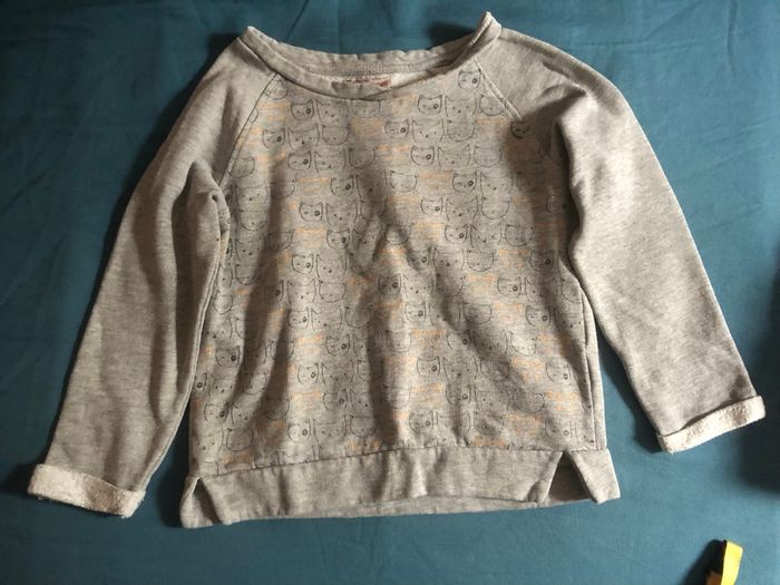 Lot vêtements enfant 4 ans - photo numéro 4
