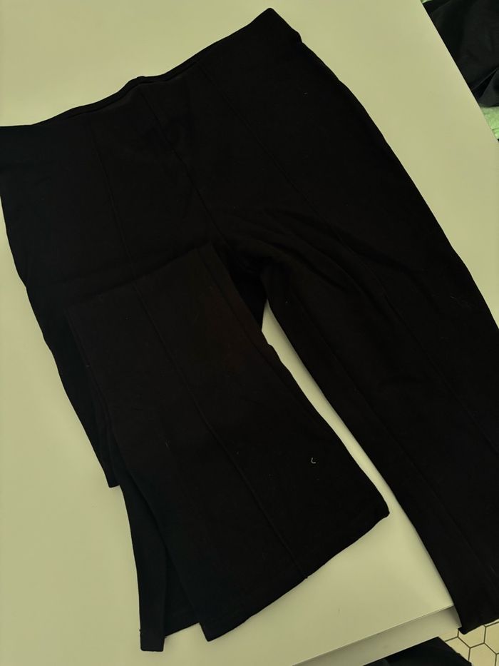 T shirt basic + pantalon patte def - photo numéro 3