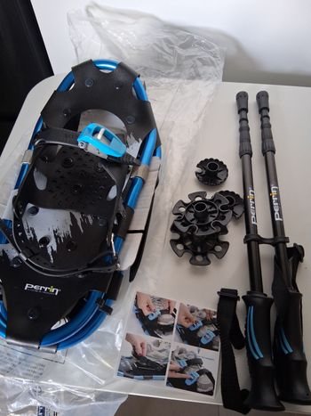 Raquettes à neige neuve