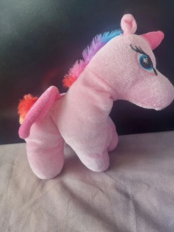 Doudou licorne