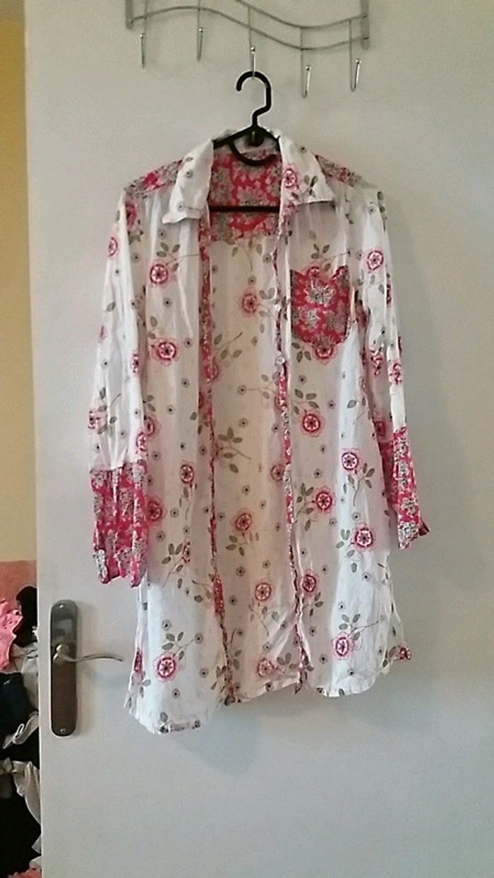 Chemise à fleur