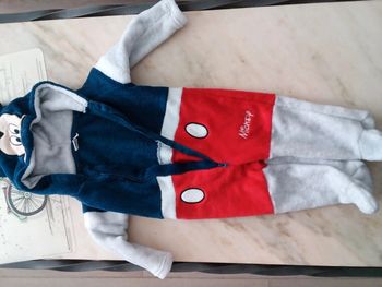 Combinaison Disney baby