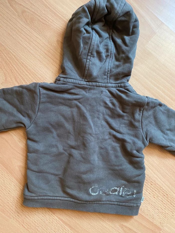 Beau gilet à capuche marron Obaïbi T. 6 mois/67 cm garçon TBE - photo numéro 5