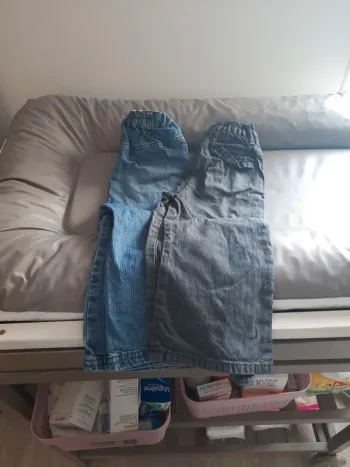 2 jeans 24 mois