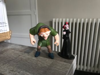 Figurine bossu de notre dame disney