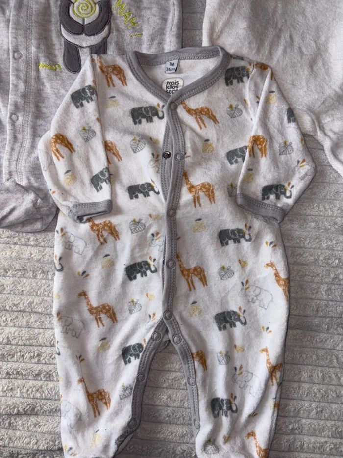 Lot pyjama velours - photo numéro 2