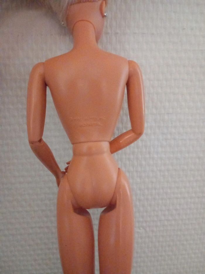 Barbie cavalière articulée. Horse lovin' 2002 - photo numéro 7