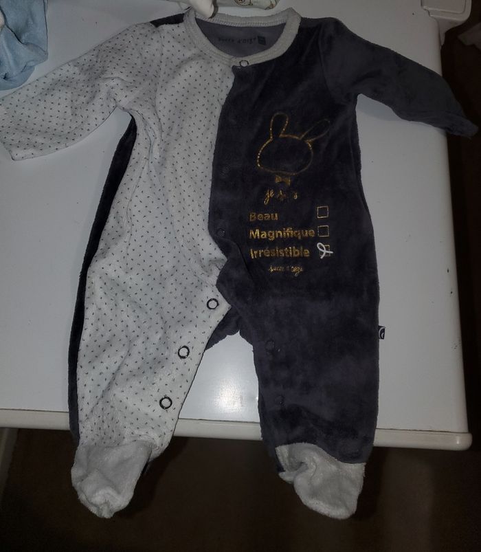 Cartons vêtements bébé garçon 0-3 mois - photo numéro 9