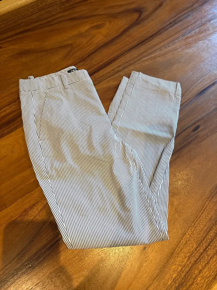 Pantalon Zara