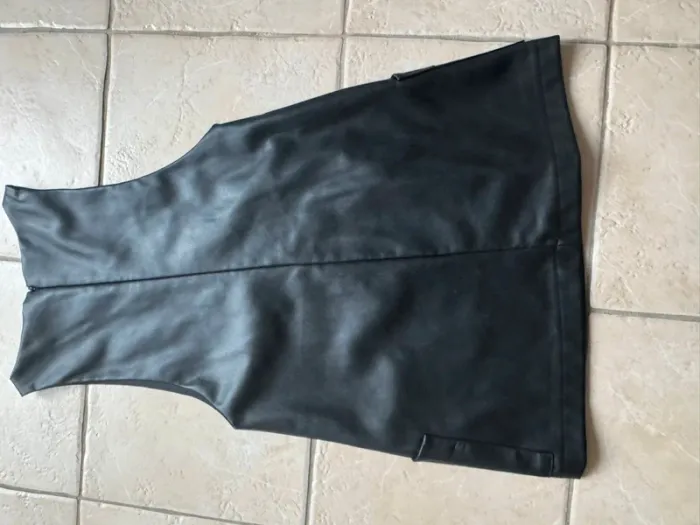 Robe Zara simili cuir fille - photo numéro 4