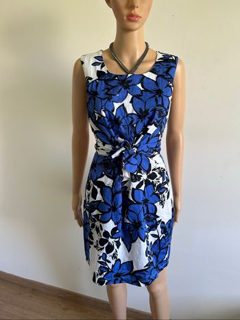 Robe bleue et blanche sans manches Anna Field taille 40 TBE