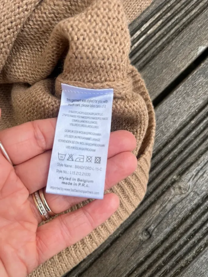 Gilet camel et paillette - photo numéro 5