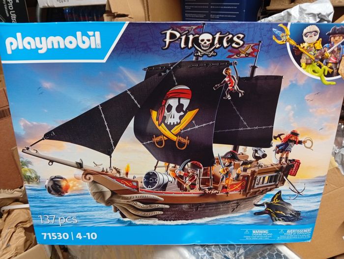 Playmobil bateau pirates