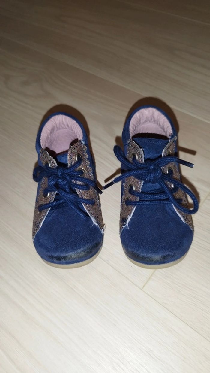 Lot de 5 paires de chaussures bébé . Du 6 mois à la taille 18 - photo numéro 17