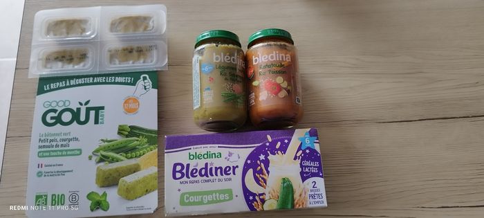 Lot alimentaire bebe