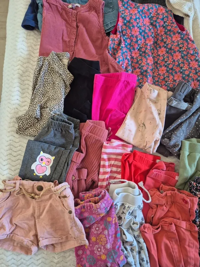 Lot 55 articles 18 mois 80 cm - photo numéro 2