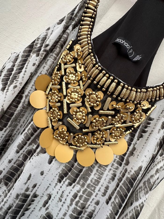 Robe dos nageur, perles et sequins dorés - photo numéro 3