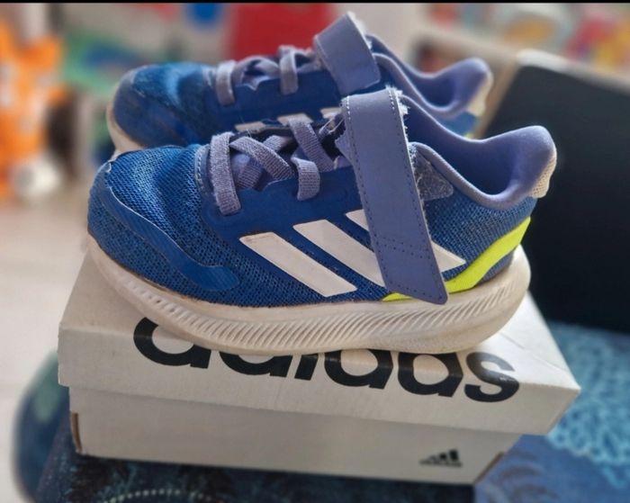 Basket ADIDAS T.23 - photo numéro 5