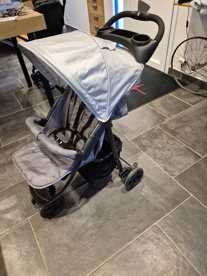 Poussette - photo numéro 4