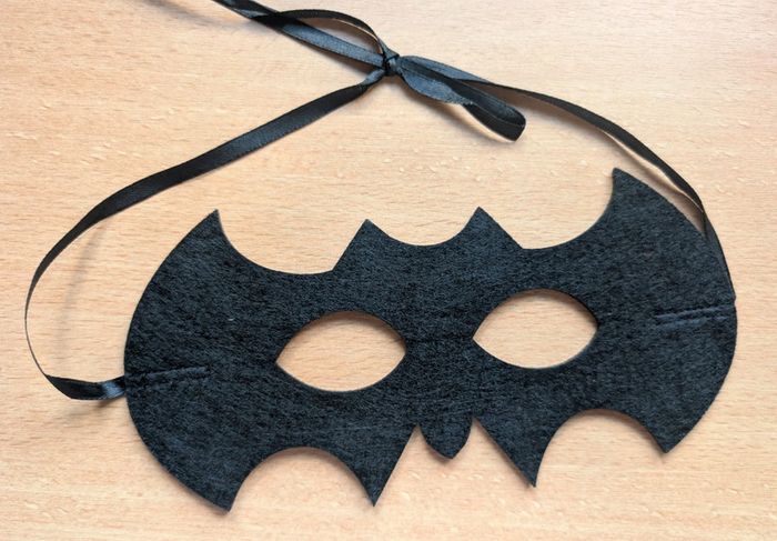 Masque noir pour déguisement - photo numéro 2