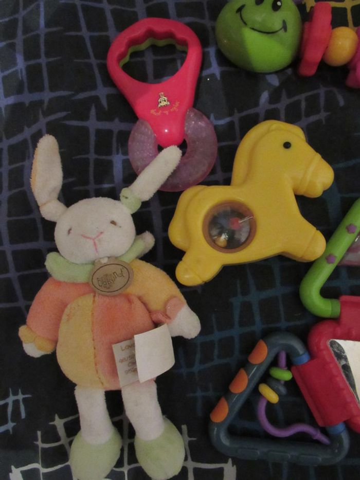 Jouets hochets - photo numéro 2