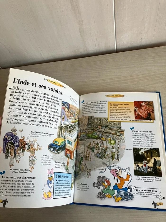 Livre Disney "Les peuples de la Terre – Le monde merveilleux de la connaissance - photo numéro 6