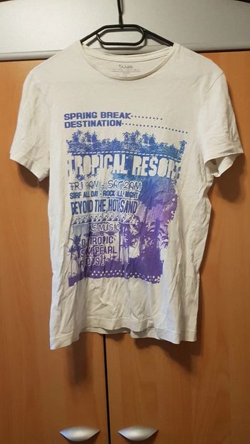 Tee shirt