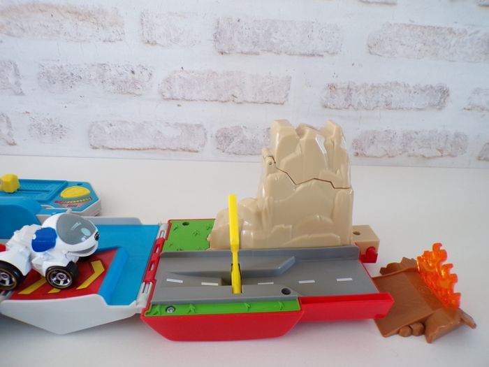 Camion tremplin 2 en 1 - Paw Patrol - Pat patrouille - photo numéro 3