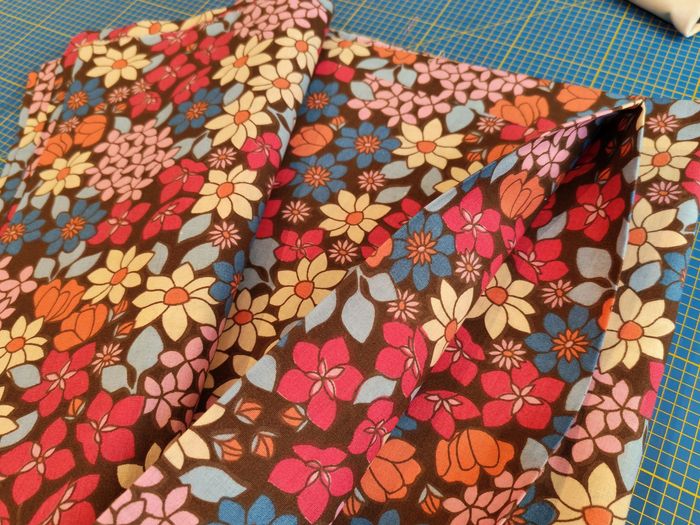 Gros coupon tissu 300cmx150cm - photo numéro 2