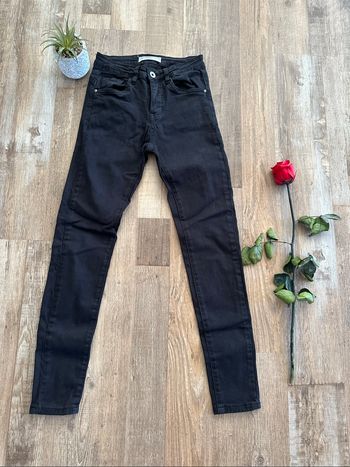 - Jean Hello Miss    - Taille XS - Bon état