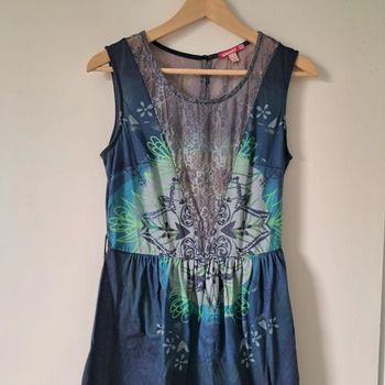 Robe sans manche Smash taille M