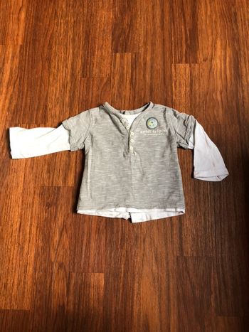 Pull léger gris et blanc