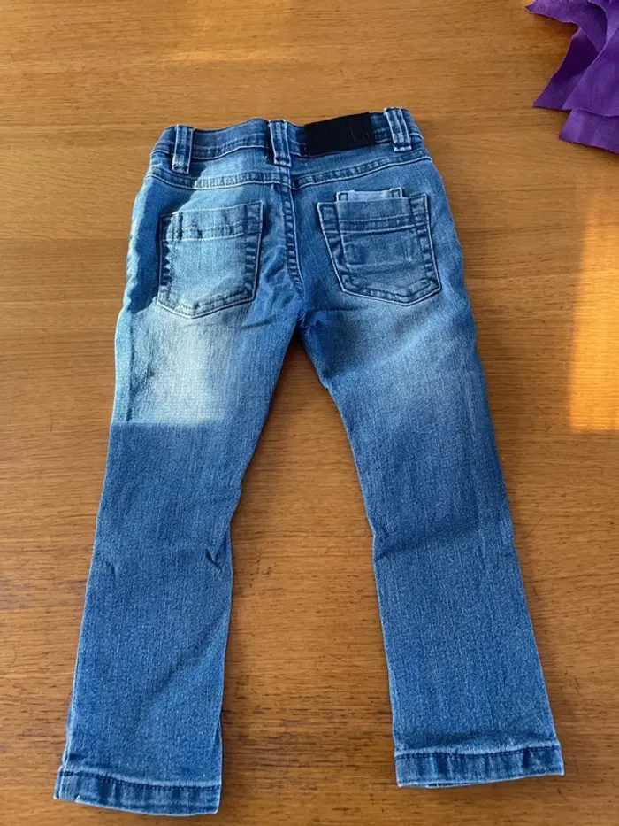 Jeans fille 4 ans - photo numéro 5