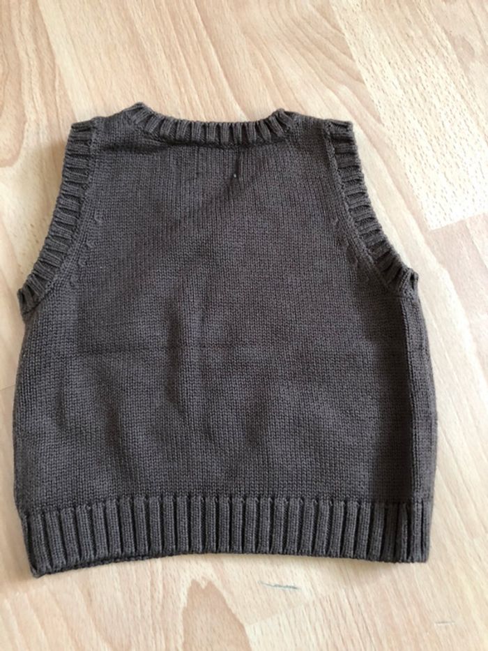 Joli pull sans manches marron et orange T. 3 mois/62cm garçon TBE - photo numéro 2