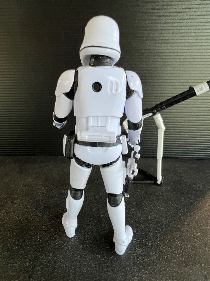 Storm Trooper du premier ordre - Figurine Star Wars 11cm - photo numéro 6