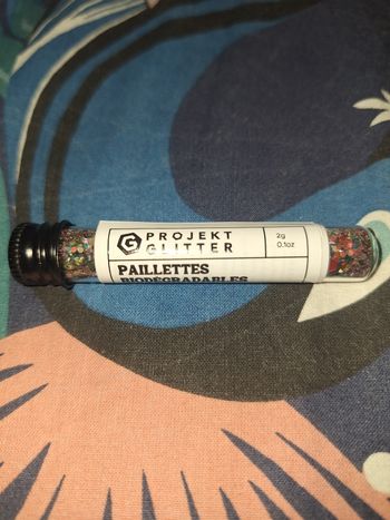 Paillettes visage et corps 2g neuf Projekt Glitter