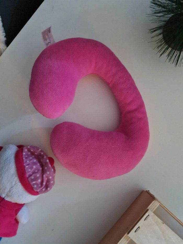 Cale nuque et peluche hello kitty - photo numéro 5