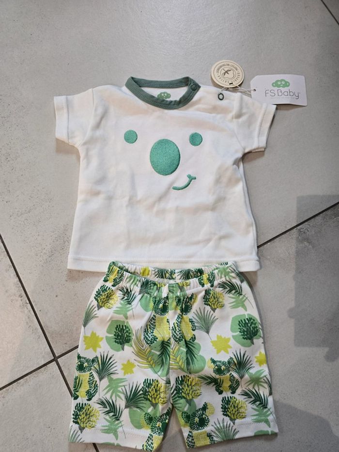 Ensemble bébé 1mois