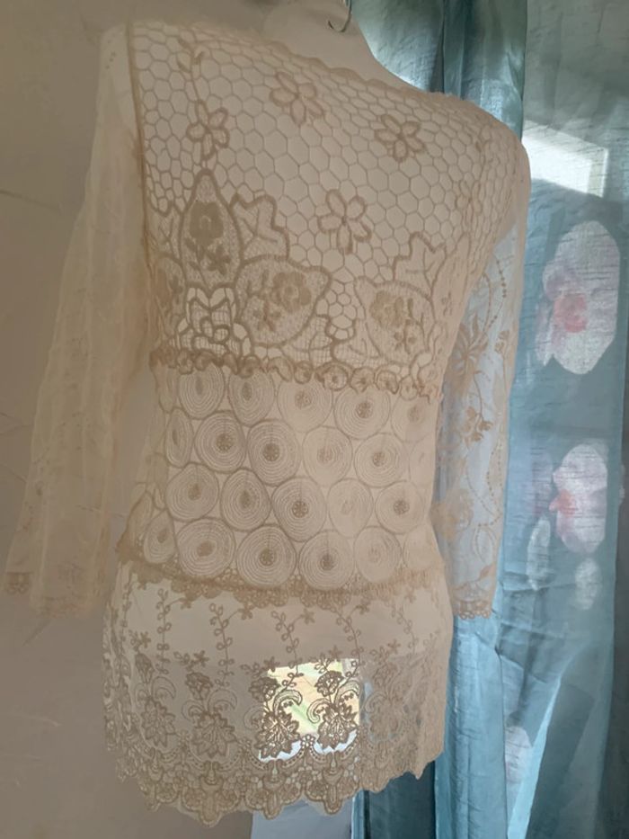 Blouse dentelle crochet transparent 36-38 manches3/4 - photo numéro 3