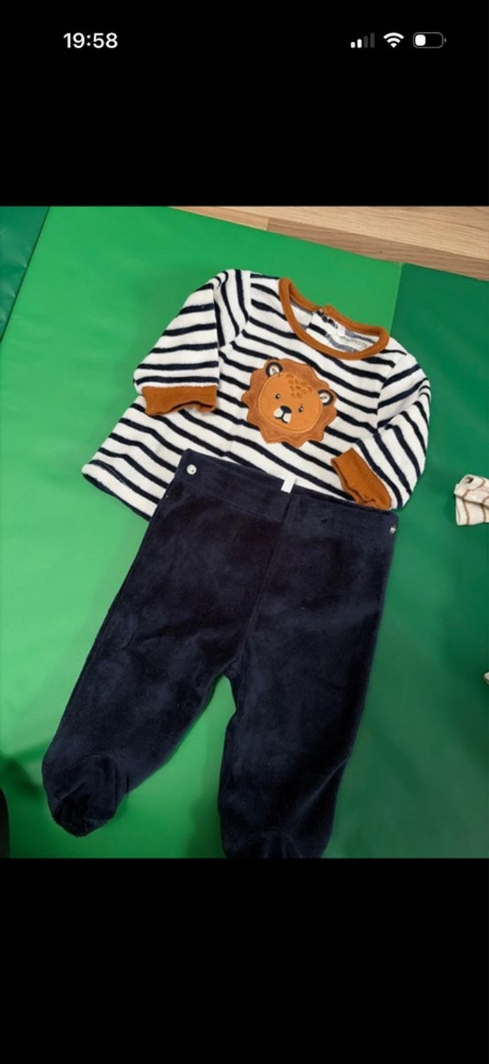 Pyjama - photo numéro 3